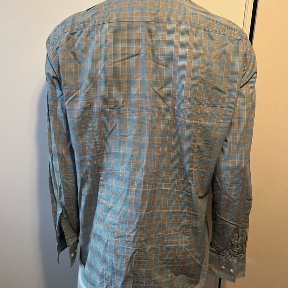 Hugo Boss button up size 17 - Picture 3 of 4